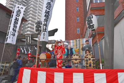 坂稲荷神社　重松流祭囃子