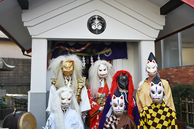 坂稲荷神社　狐の嫁入り